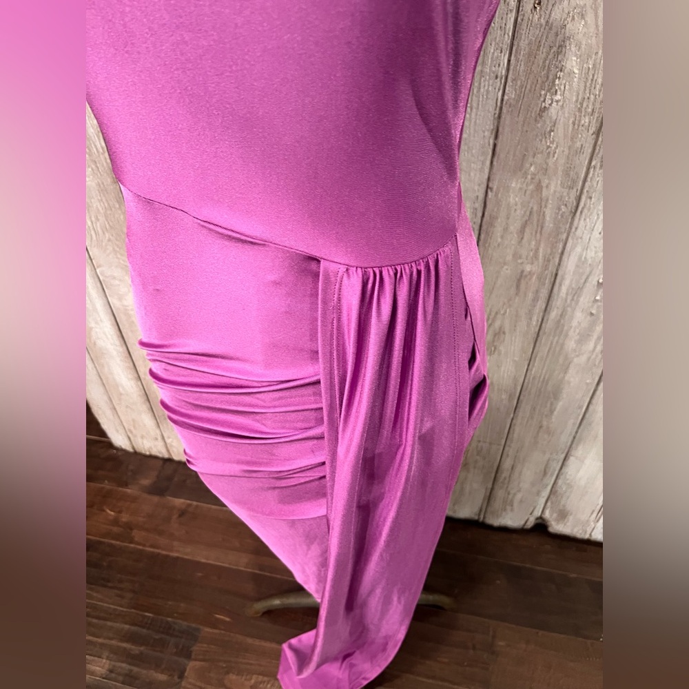 Elegant Pink Asymmetrical Dress - Picture 9 of 9